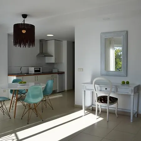 Dos Olivos Апартаменти *